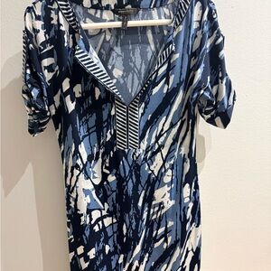 BCBGMaxAzria Blue and White Patterned Top